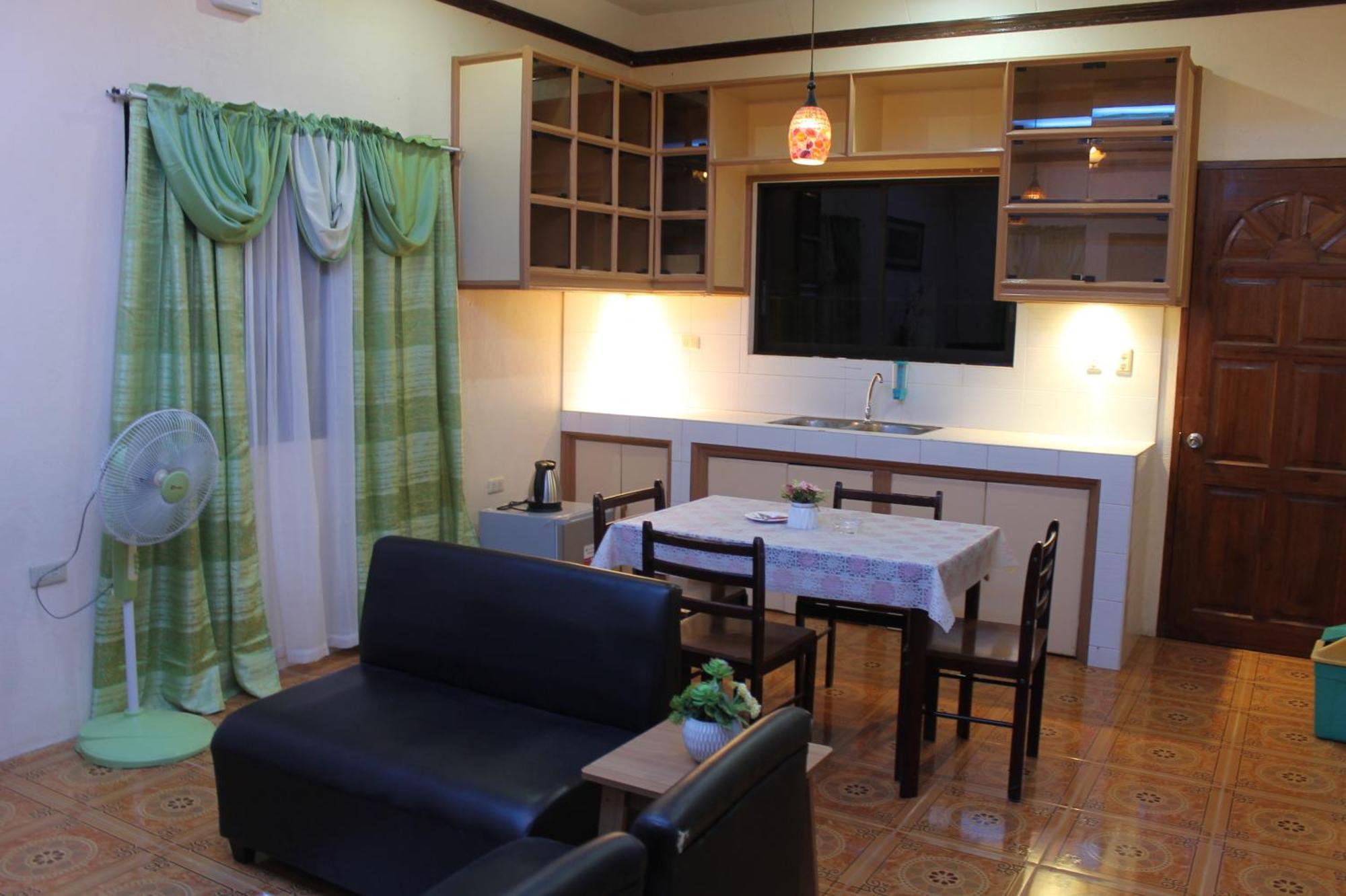 Kojie Guest House Moalboal Exterior foto